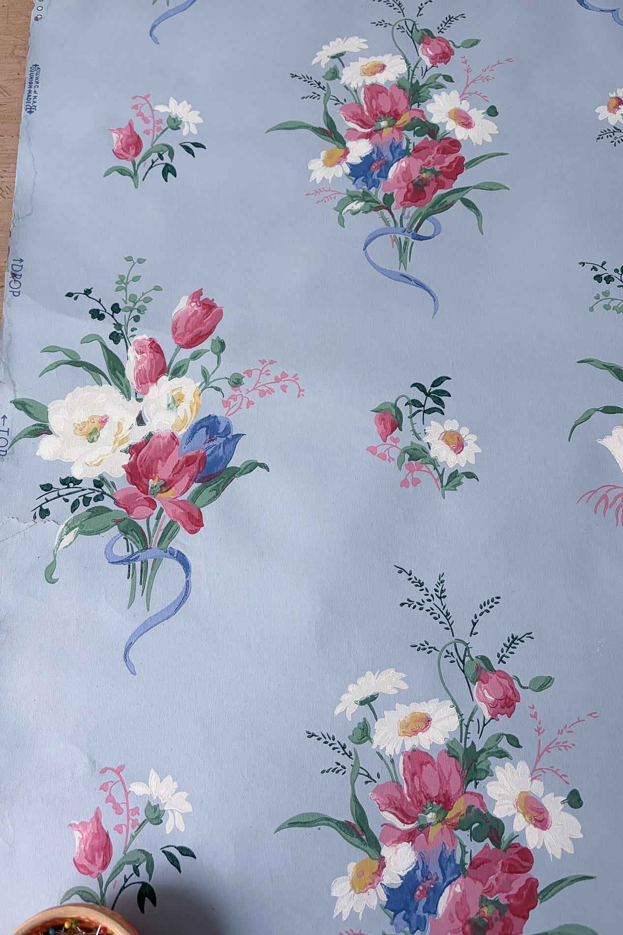 Vintage Wallpaper roll #8 blue with flowers
