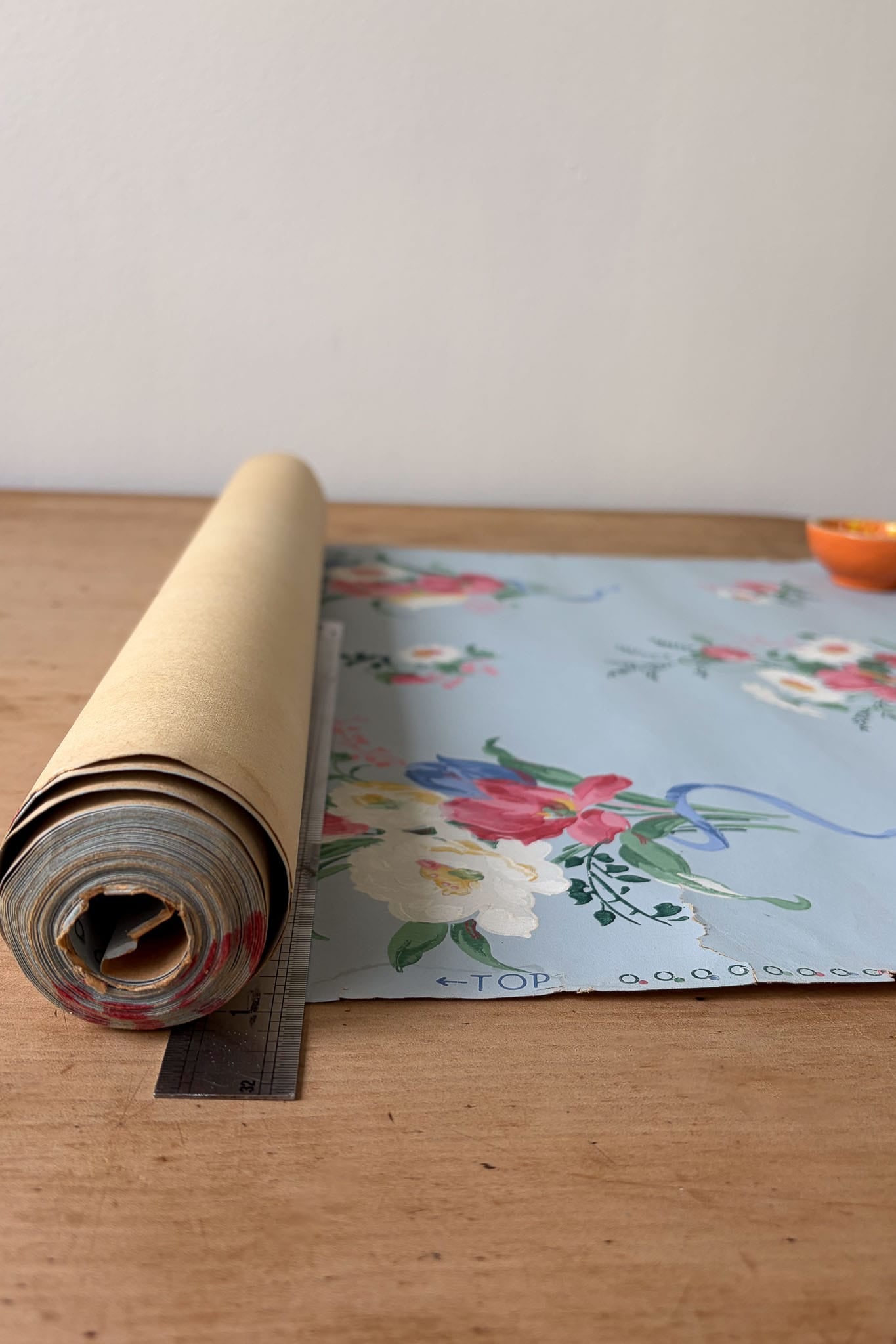 Vintage Wallpaper roll #8 blue with flowers