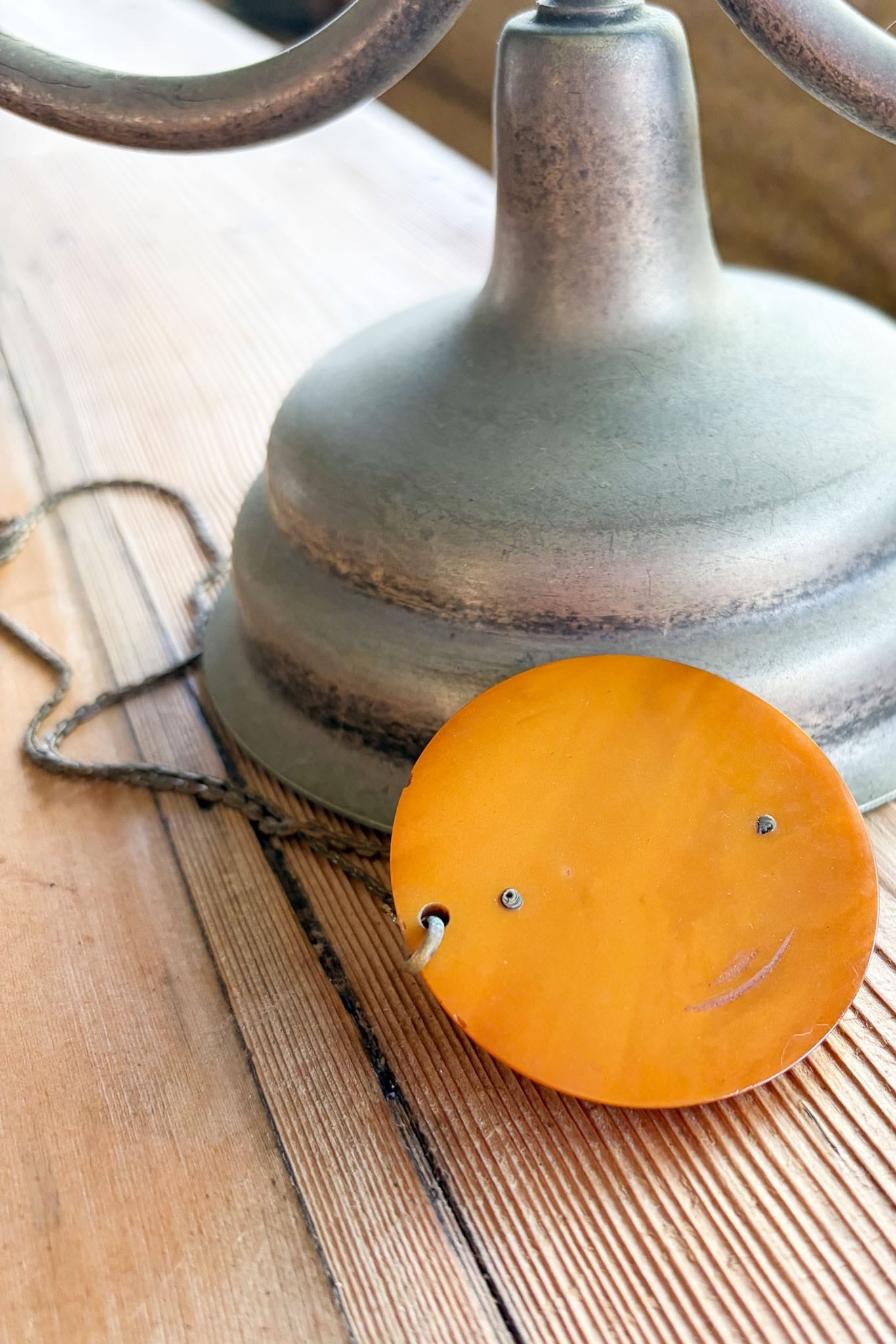 Vintage beautiful 1920s butterscotch bakelite & Czech glass necklace