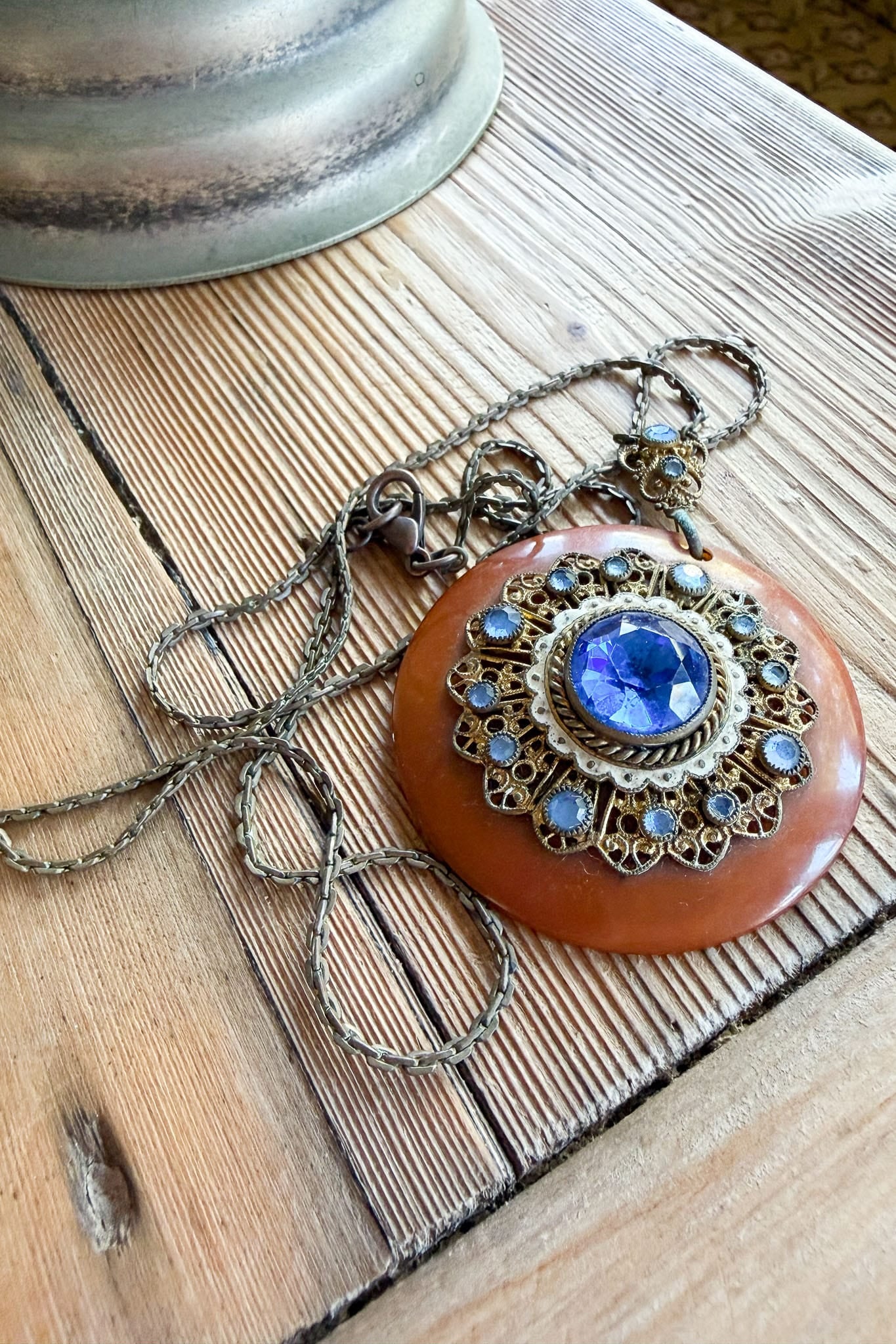 Vintage beautiful 1920s butterscotch bakelite & Czech glass necklace