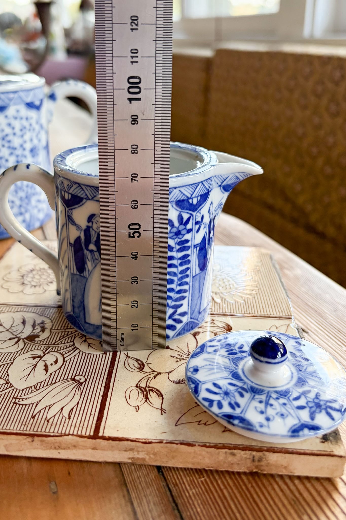 Antique Mosa Maastricht Long Eliza lidded milk jug