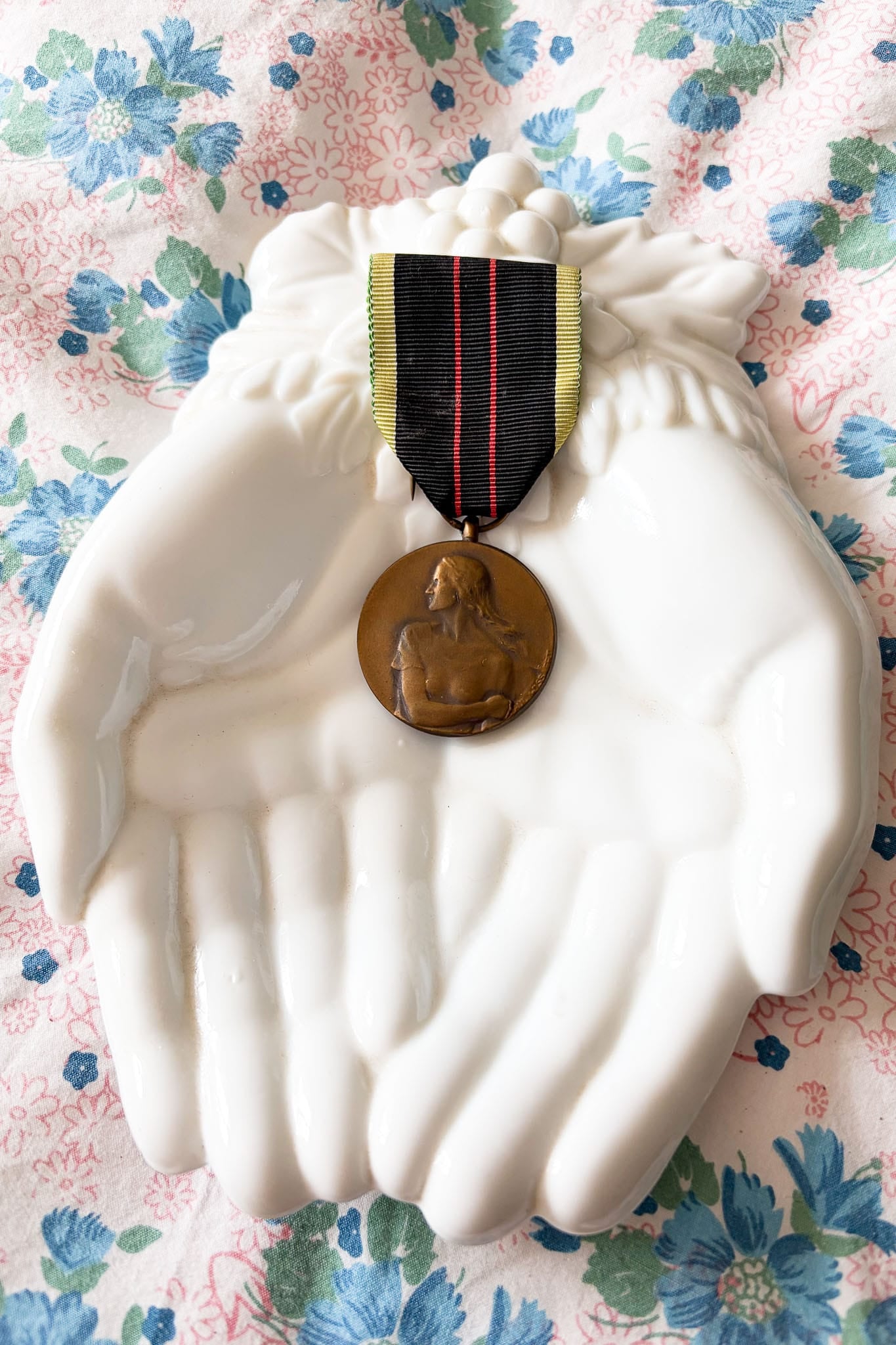 Vintage Belgian Resistance Medal