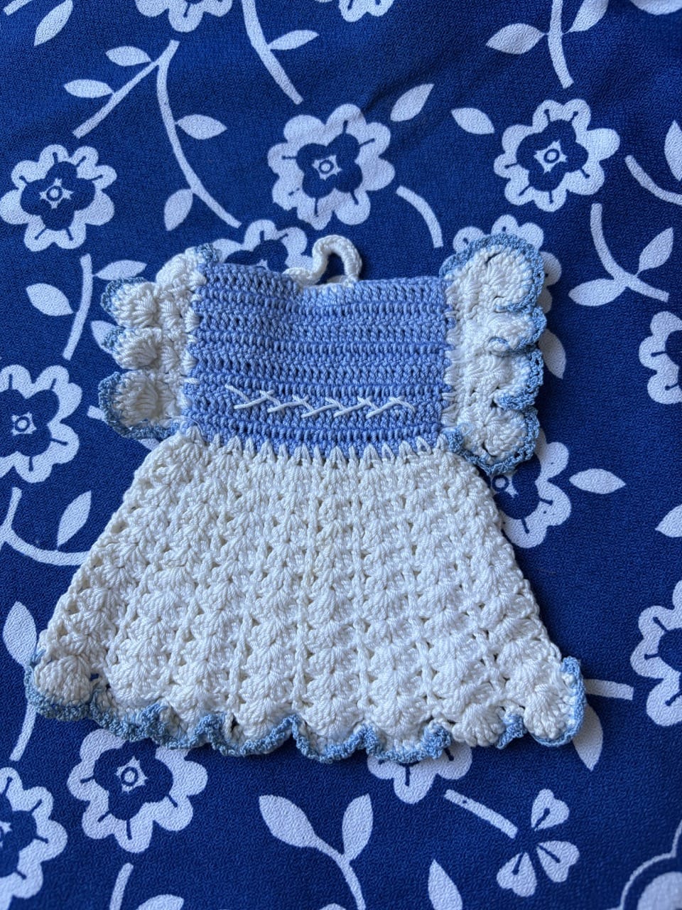 Vintage novelty crochet pot holders