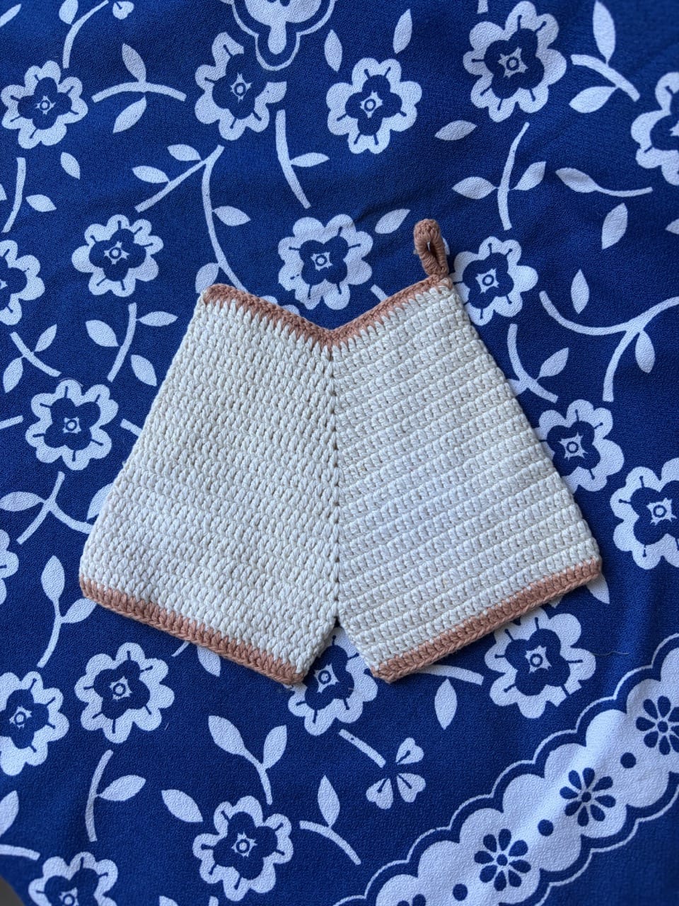 Vintage novelty crochet pot holders