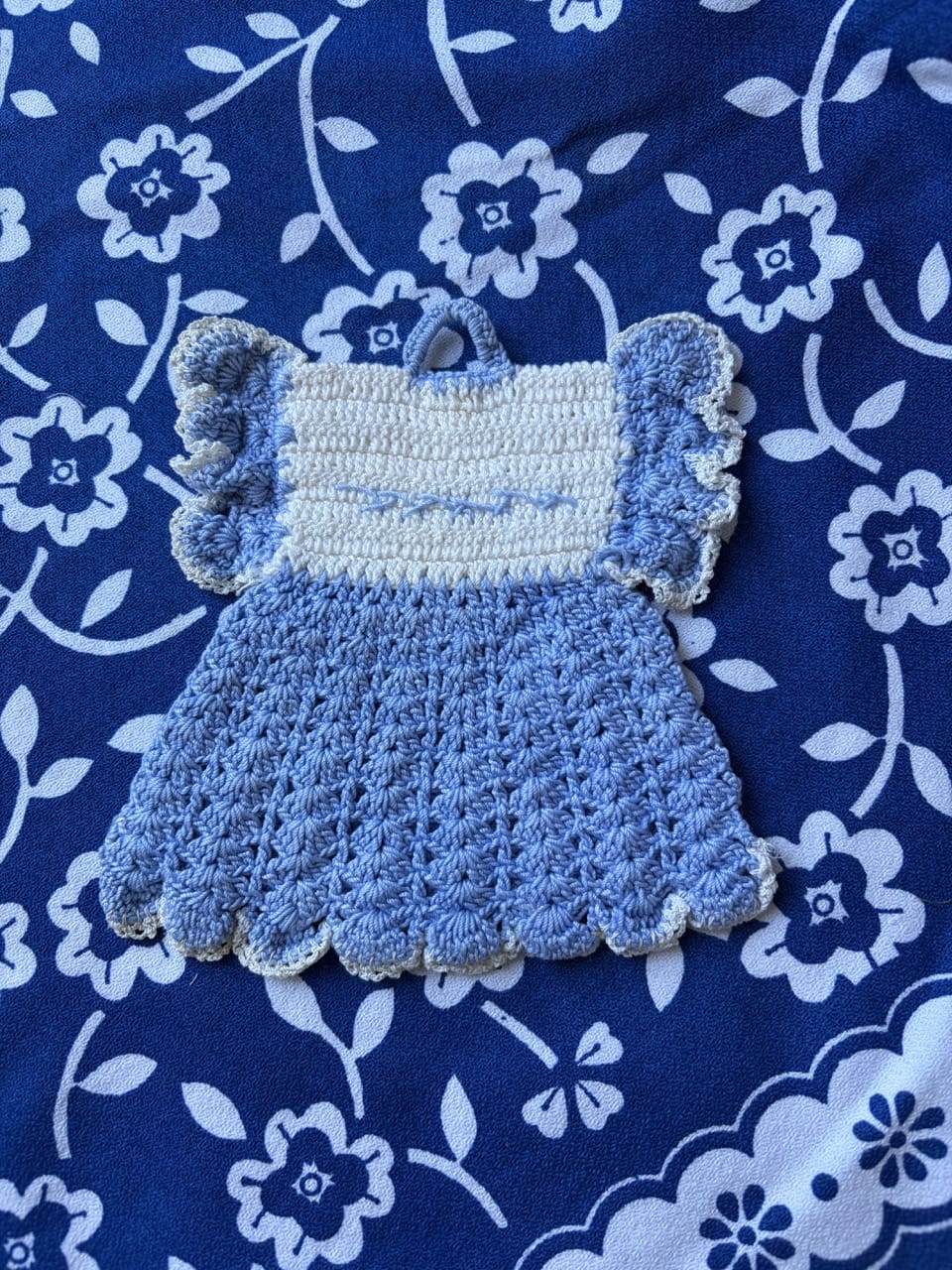 Vintage novelty crochet pot holders
