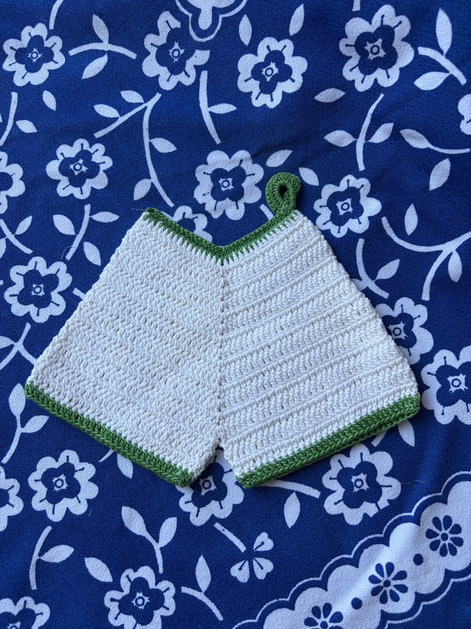 Vintage novelty crochet pot holders