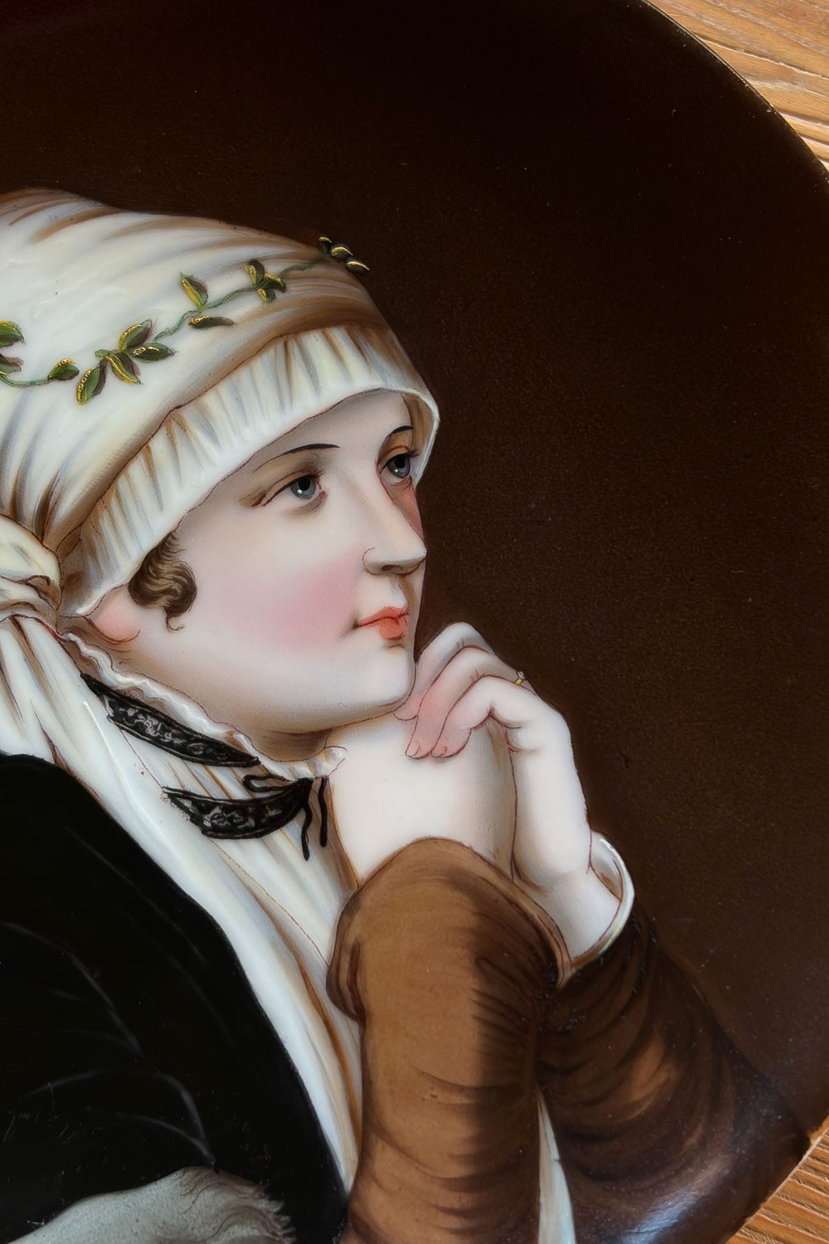 Beautiful vintage hand painted 'in prayer'decorative plate