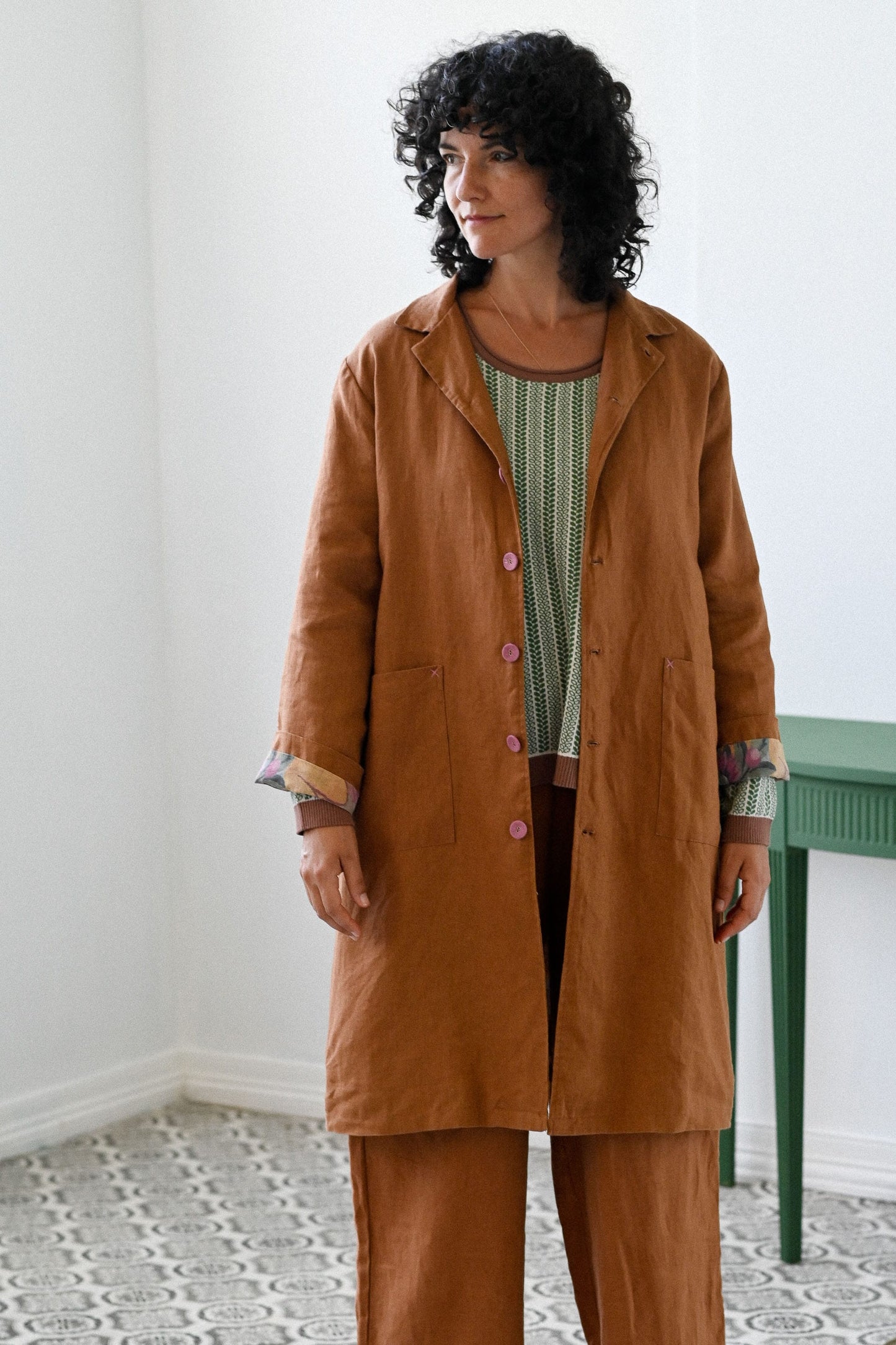 Jenna linen jacket in Tan