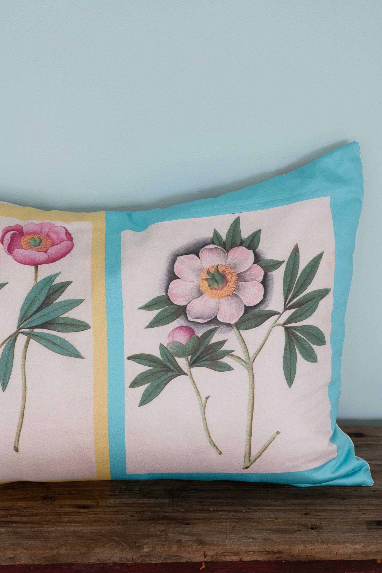 Peonies pillowcase set in organic cotton
