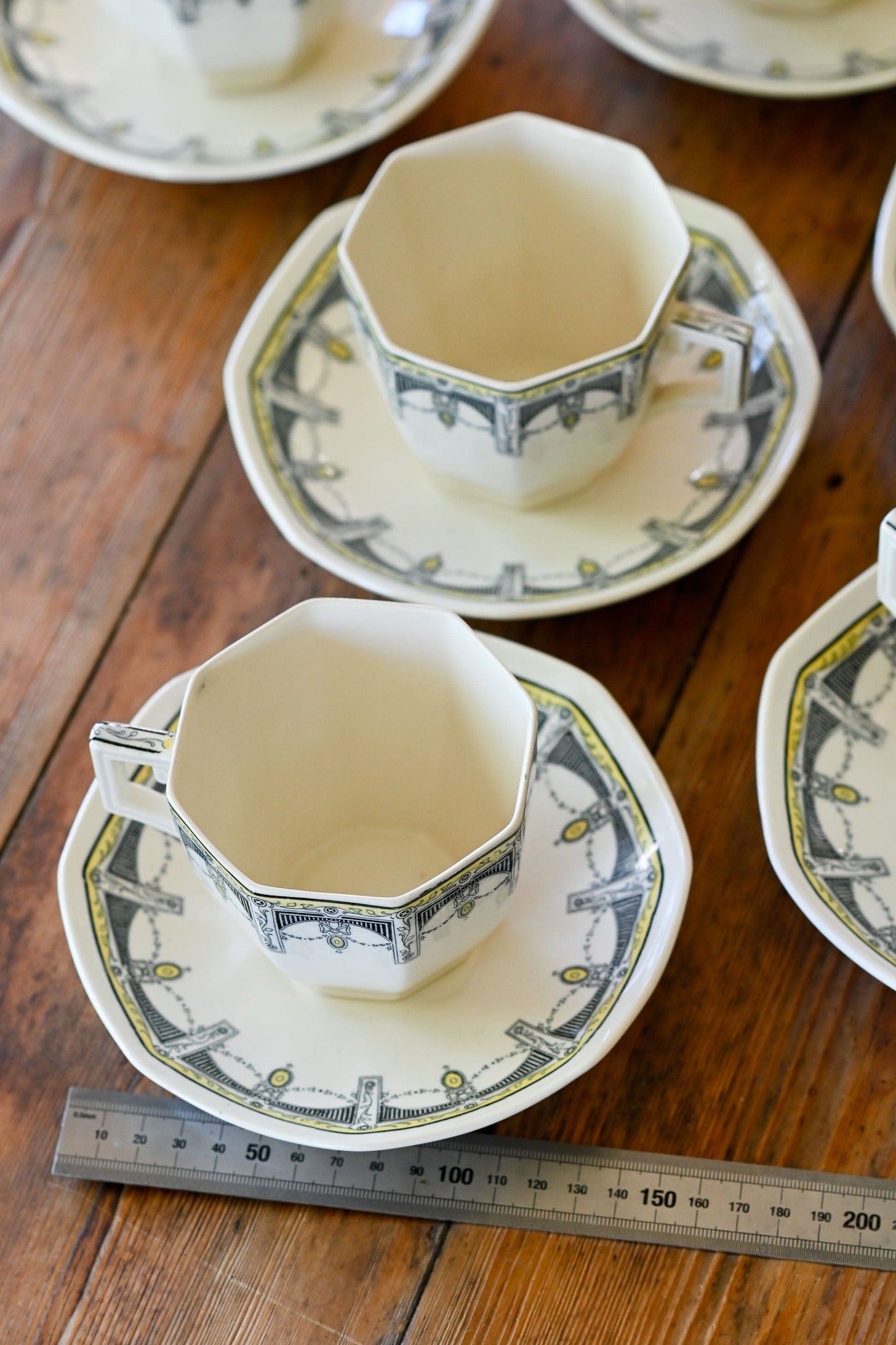 Royal Doulton Claremont Antique 84 piece dinner set 1912