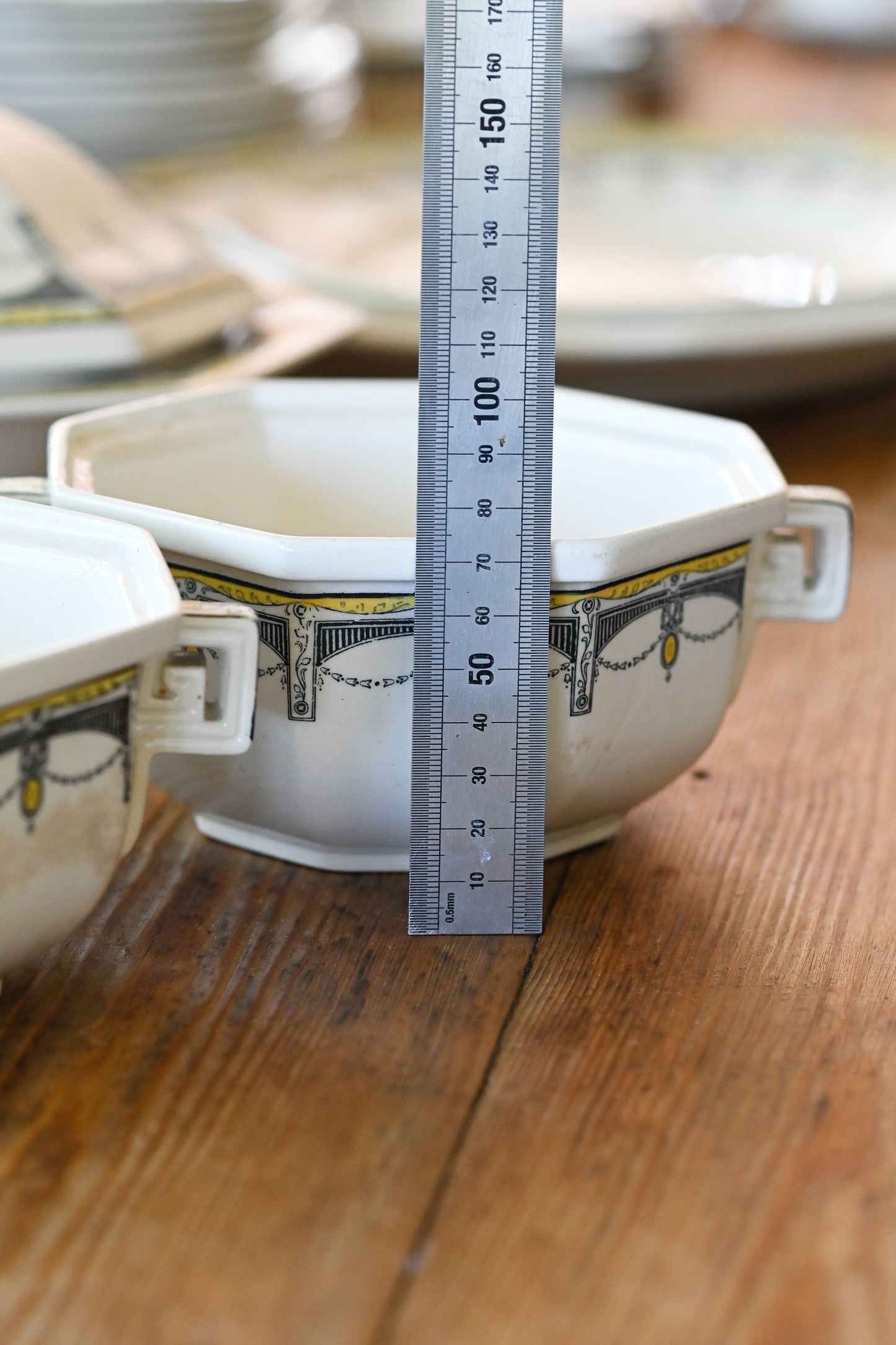 Royal Doulton Claremont Antique 84 piece dinner set 1912