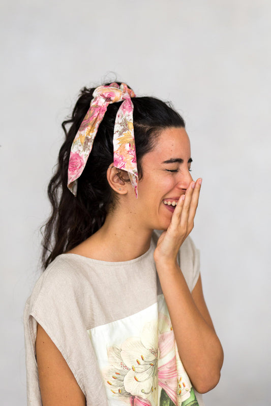 Scrunchie with scarf in Peony