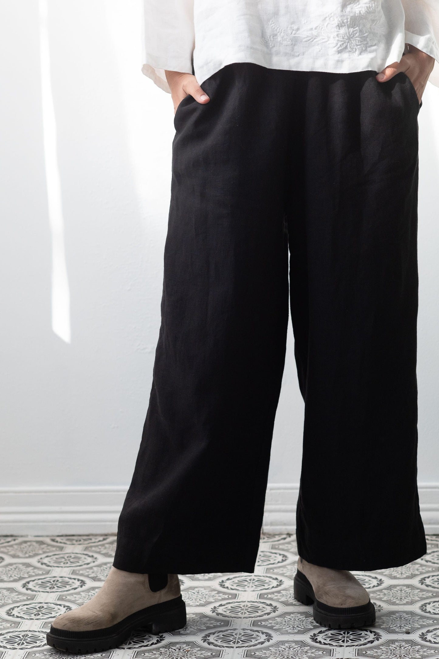 Tessa linen pant Black