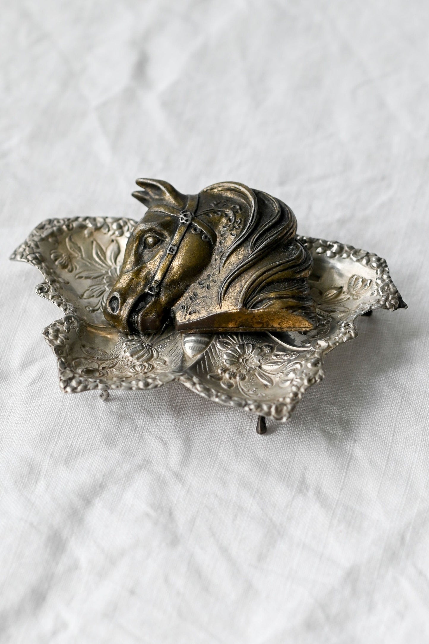 Doreen Ryan 1990s metal horse head brooch