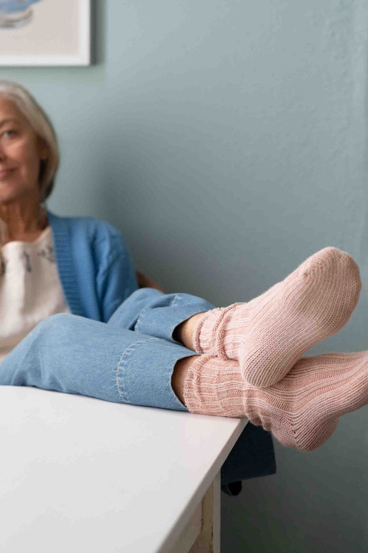 Yahae Kan Socks Pink