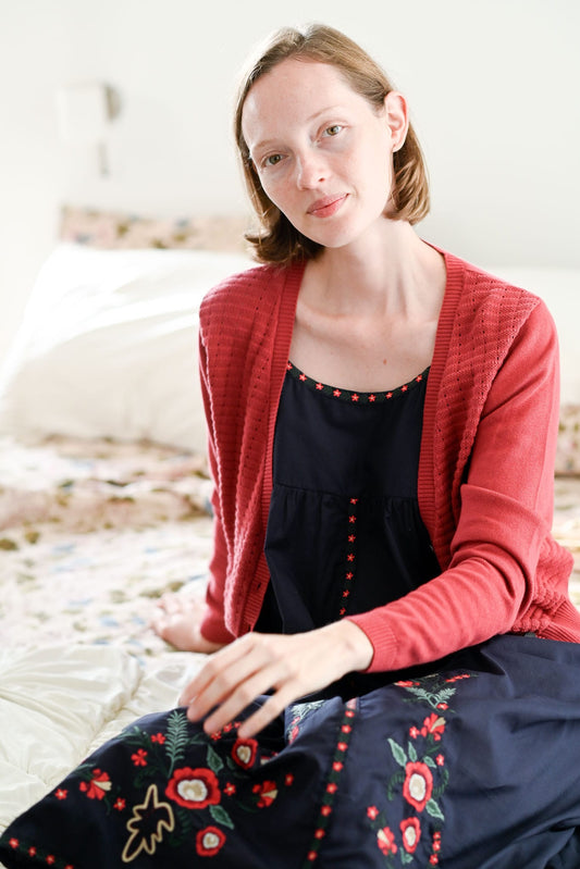 Marin Cardigan Earth Red organic cotton